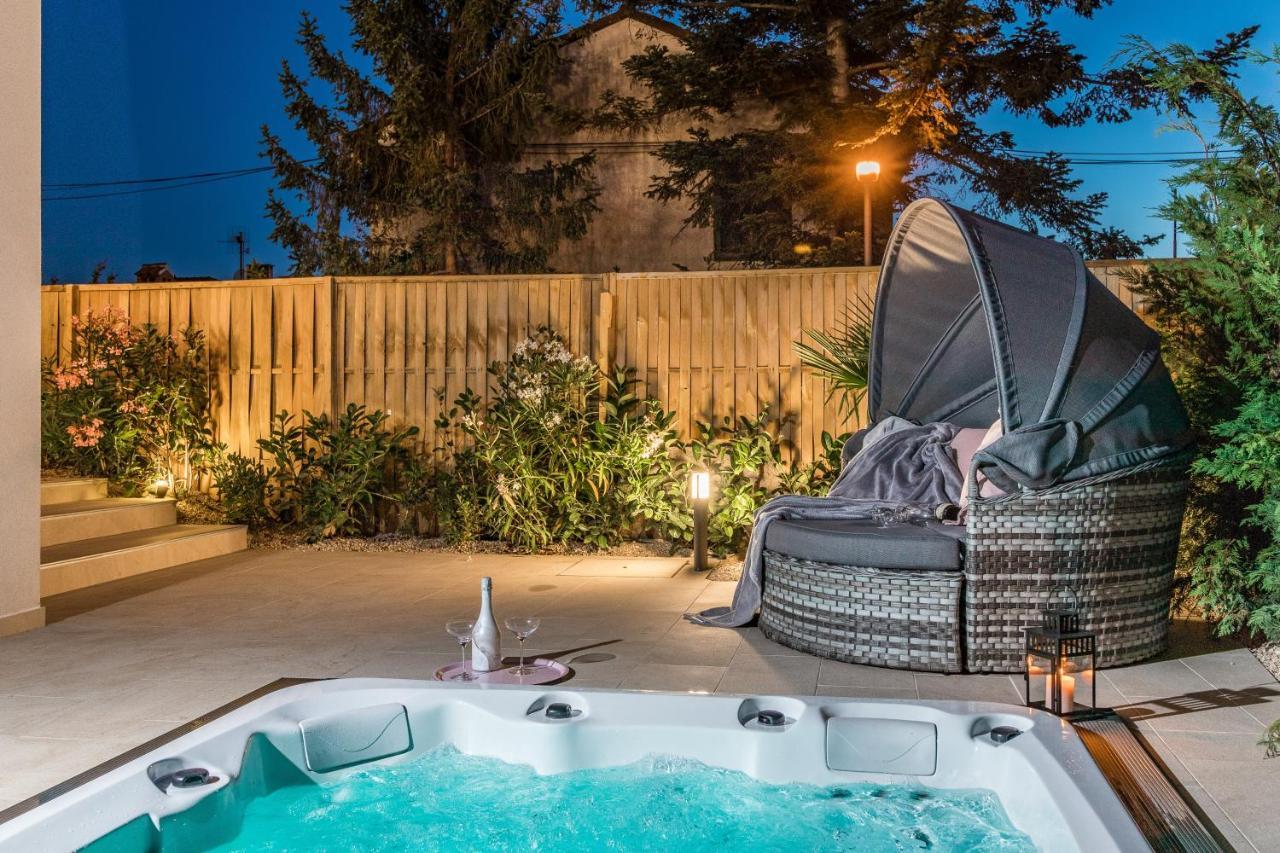 Villa Elena: Seaside Luxury with Whirlpool and Brijuni Islands View Fazana Exterior photo
