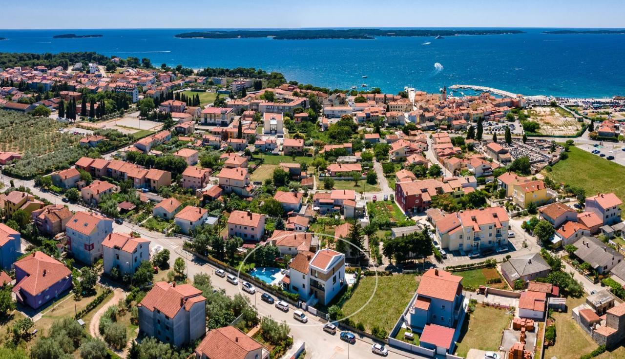 Villa Elena: Seaside Luxury with Whirlpool and Brijuni Islands View Fazana Exterior photo
