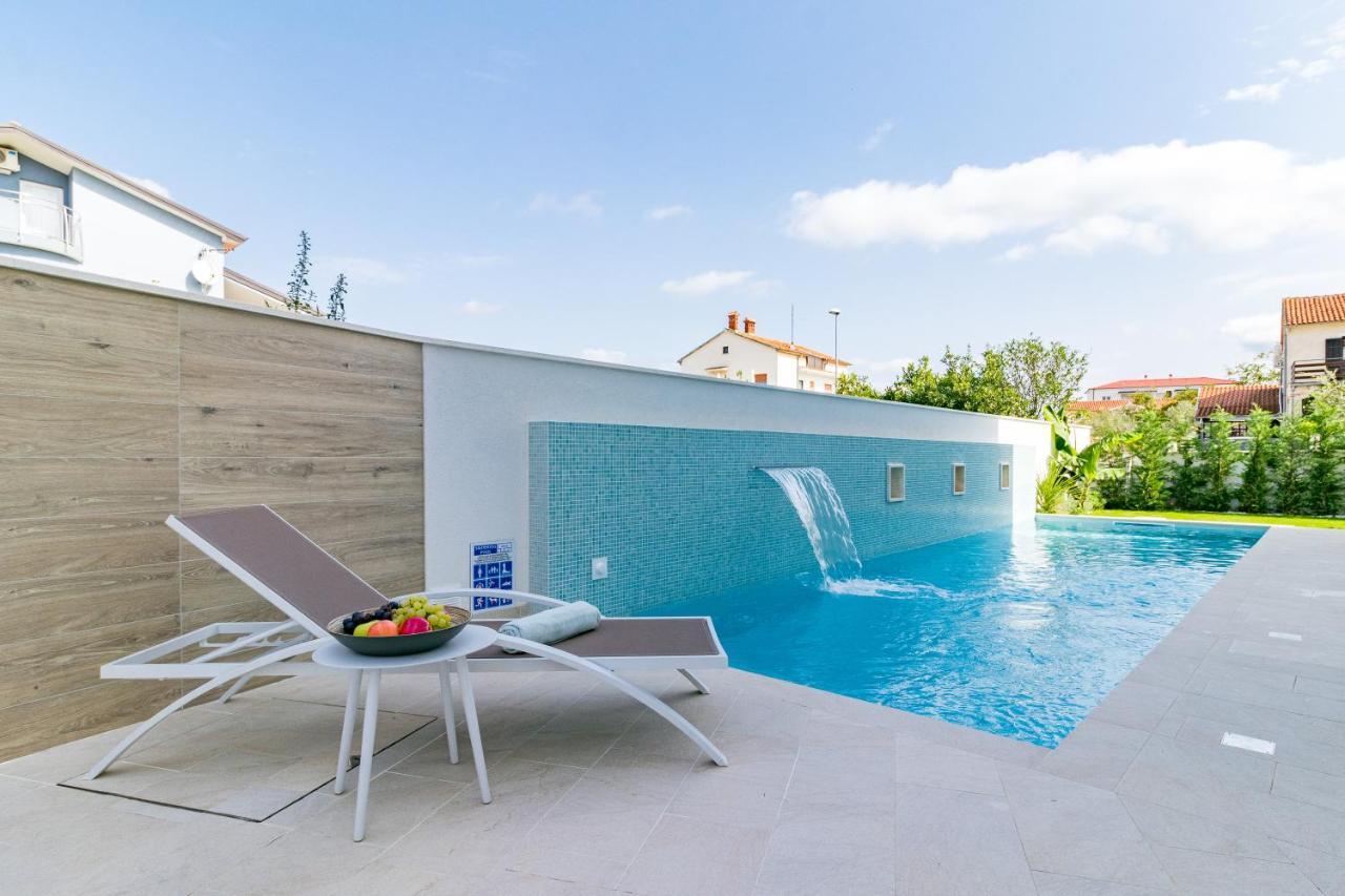 Villa Elena: Seaside Luxury with Whirlpool and Brijuni Islands View Fazana Exterior photo